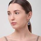 Серьги висячие со стразами «Вечерние» дама, цвет бело-синий в золоте - Фото 4