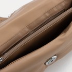 Сумка-мессенджер на клапане, длинный ремень, цвет бежевый - фото 24115822