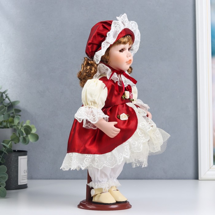 Кукла коллекционная керамика "Мила в красно-белом платье и чепчике" 30 см 51487