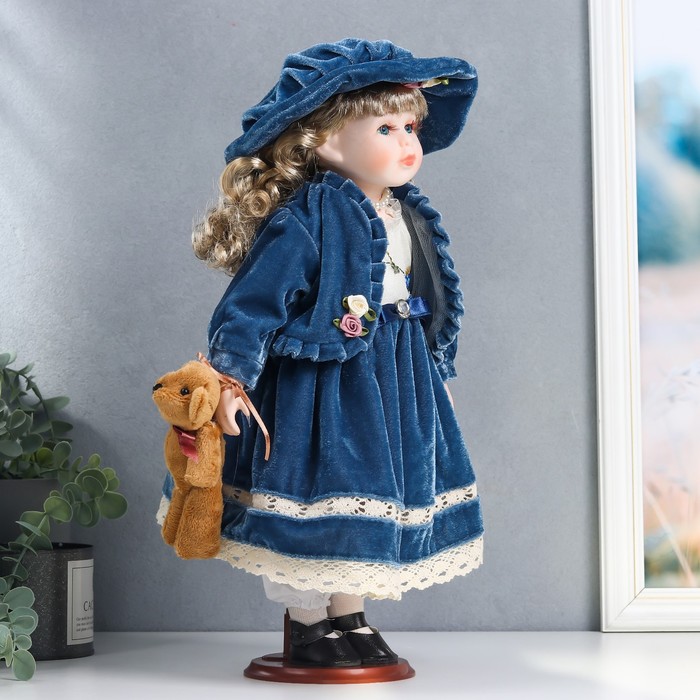 Кукла коллекционная керамика "Настенька в синем бархатном платье, с мишкой" 40 см 51491