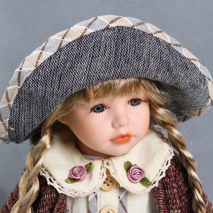 Кукла коллекционная керамика "Лаура в сером платье, коричневом джемпере" 40 см 51495