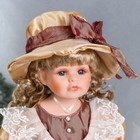Кукла коллекционная керамика "Вика в золотистом платье с корзиной цветов" 40 см - фото 8168995
