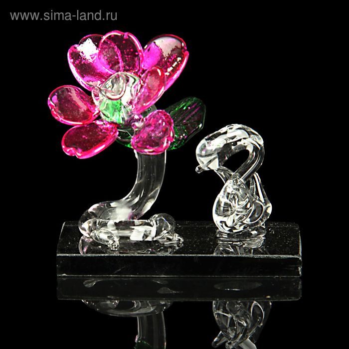 Сувенир стекло "Лебедь у цветка" 3,5х5,5х5,8 см - Фото 1