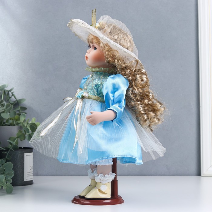Кукла коллекционная керамика "Наташа в нежно-голубом платье в шляпке" 30 см - фото 1876346607