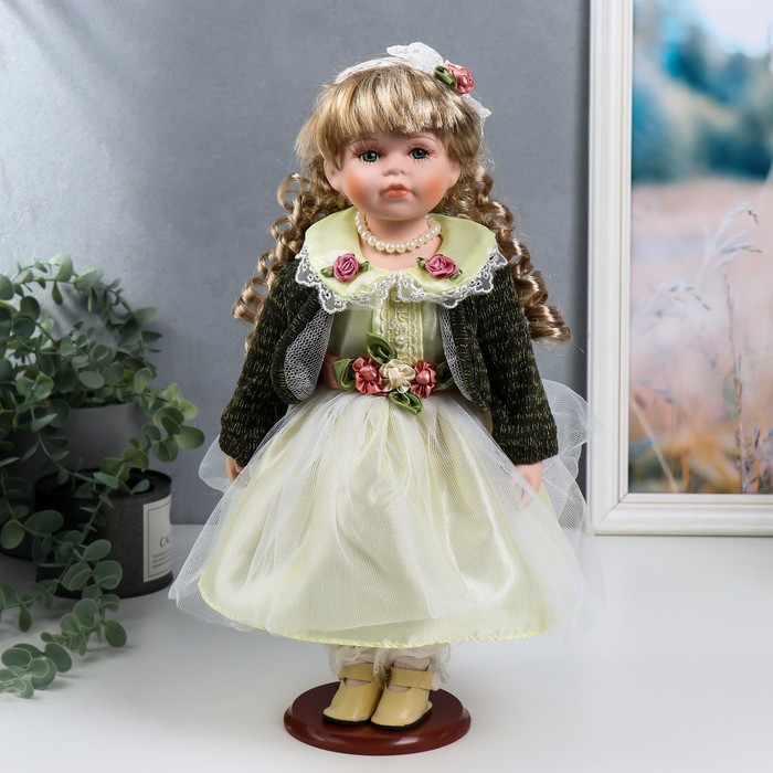 Кукла коллекционная керамика "Катенька в зеленоватом платье и зелёном кардигане" 40 см - Фото 1