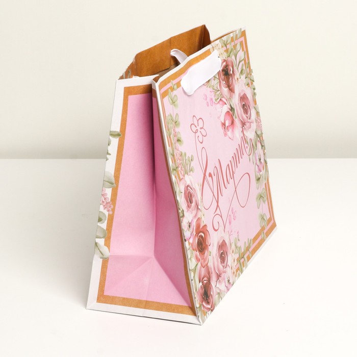 Пакет крафтовый горизонтальный «С 8 Марта», ML 27 х 23 х 11.5 см 7010097