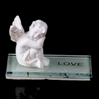 Сувенир полистоун "Ангел на стекле" Любовь 3,2х5х2,5 см - Фото 1
