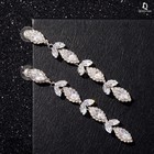 Серьги висячие со стразами «Цветы циркония» нить из листьев, цвет белый в серебре, 8,5см - фото 53570707