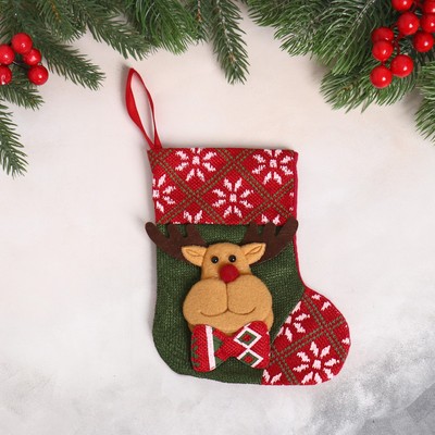 Мягкая подвеска «Носок - олень с бабочкой», 13×17 см, красно-зелёный
