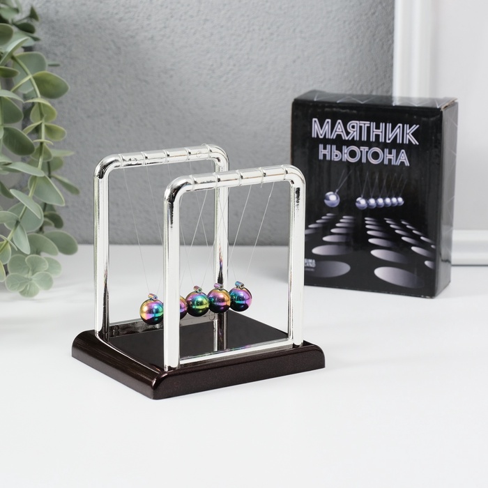Маятник настольный антистресс «Шары Ньютона. Колыбель техно», пластик, бензиновые шары, 9.5×7.5×9 см