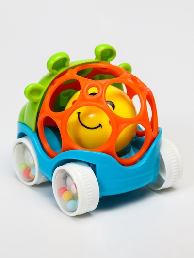 Машинка - погремушка Крошка Я «Жирафик», с эластичными элементами