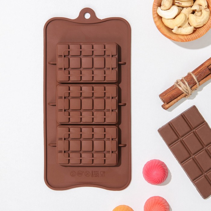 Форма для шоколада Доляна «Мини-десерт», силикон, 22×11см, 3 ячейки (5×7,5 см), цвет коричневый - Фото 1