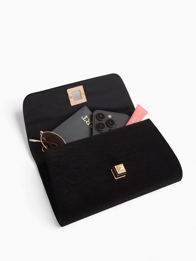 Сумка-клатч женская вечерняя на клапане, на длинной цепочке, однотонная, чёрная