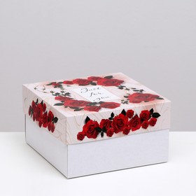 Коробка для торта "Цветы красные", 21,5 х 21,5 х 12 см, 1 кг
