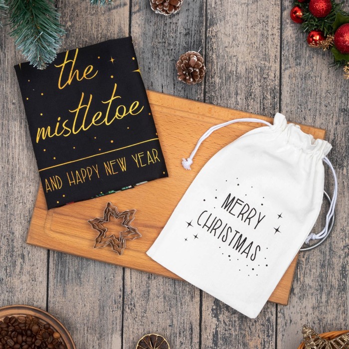 Набор в мешочке Merry Christmas полотенце 40х73см, формочки для запекания 3 шт