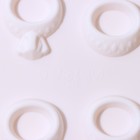 Форма для шоколада Доляна «Колечки», силикон, 27.9×16.1×1 см, белая - Фото 4