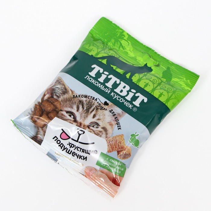 Лакомство для кошек Titbit Хрустящие подушечки, сыр/паштет из кролика, 30 г - Фото 1
