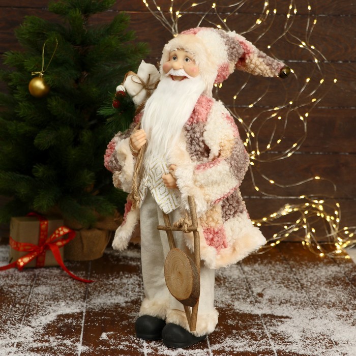 Дед Мороз "В клетчатой  шубе, кофте ромбик, с подарками" 25х45 см - фото 1908797032