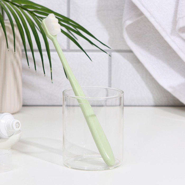 Сверхмягкая зубная щётка, 10000 щетинок, ребристая, зелёная - Фото 1