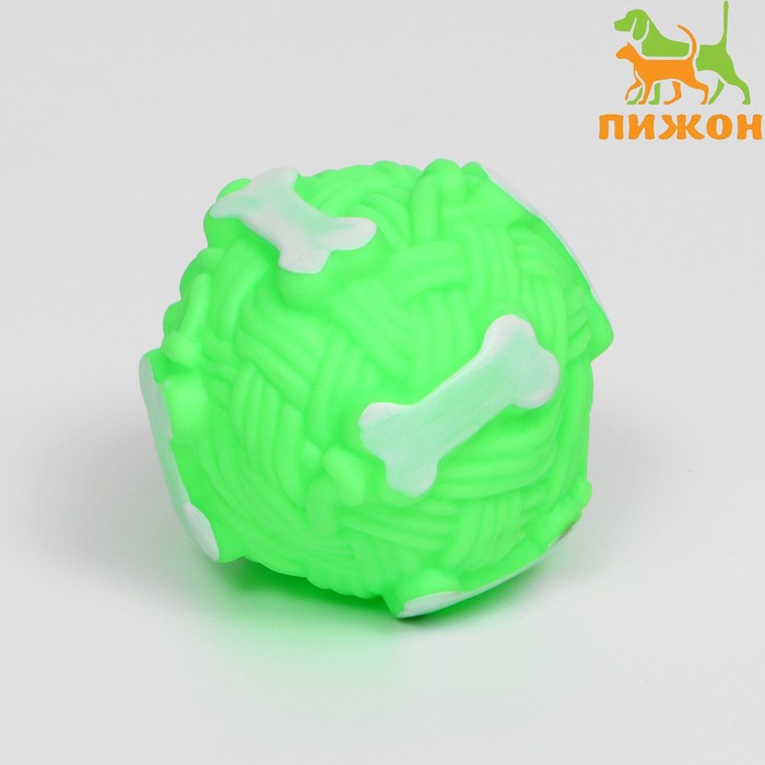 Игрушка пищащая "Клубок с косточками" для собак, 8 см, зелёная - Фото 1