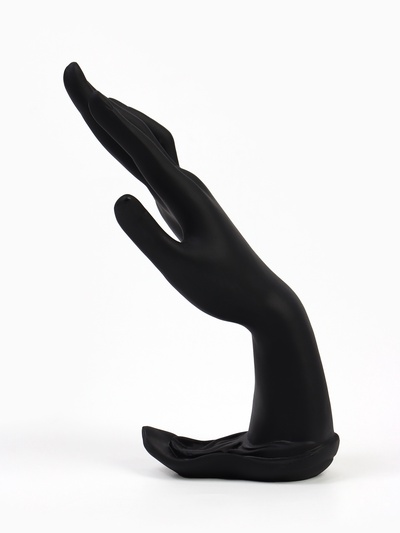 Подставка для украшений QF «Рука» 9×12×22, цвет чёрный