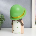 Сувенир полистоун "Малышка в зелёной шляпке, с золотым пузырём" зелёный горох 26х15х18 см - Фото 3