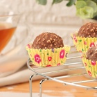 Форма для выпечки и упаковки конфет бумажная UPAK LAND «Цветы», 3.5×2 см, одноразовая, жёлтая - Фото 4