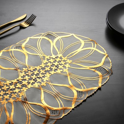 Набор салфеток ажурных Доляна «Веер», 46×30 см, 4 шт., ПВХ, золотой
