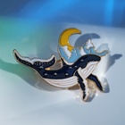 Брошь «Кит и полумесяц», цветная в золоте - Фото 3