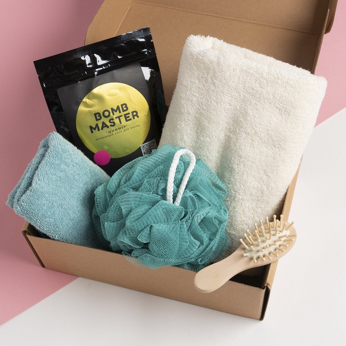 Набор подарочный «Этель» Friends, полотенце 50×90 см, 30×60 см, мочалка, расчёска - Фото 1