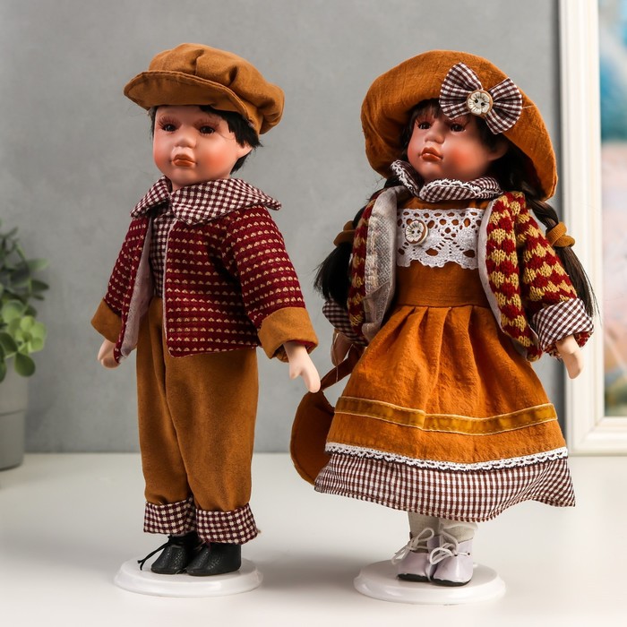 Кукла коллекционная парочка набор 2 шт "Поля и Кирилл в одежде цвета охра" 30 см - фото 1880822666