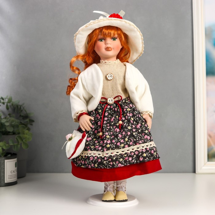 Кукла коллекционная керамика "Женечка в цветочной юбке, и белом жакете" 40 см