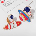 Набор значков (2 шт.) «Космонавты», цветной в золоте - Фото 8