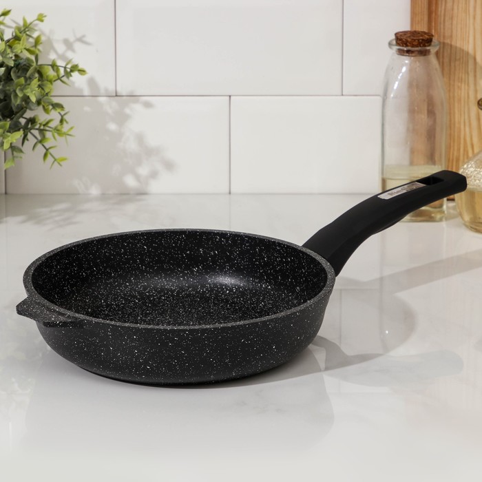 

Сковорода «Гранит Black» Induction Pro», d=22 см, пластиковая ручка, индукция, антипригарное покрытие, цвет чёрный