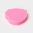 Молд для заливки «Куколка», силикон, 6.5×6.8×1.3 см, розовый - Фото 4