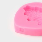 Молд для заливки «Куколка», силикон, 6.5×6.8×1.3 см, розовый - Фото 5