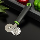 Нож для пиццы и теста двухсторонний Доляна Lime, 17×7,5 см, цвет чёрно-зелёный - фото 4339864