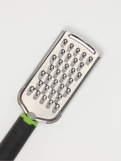 Тёрка для сыра крупная Доляна Lime, 22.8 см, с ручкой, цвет МИКС