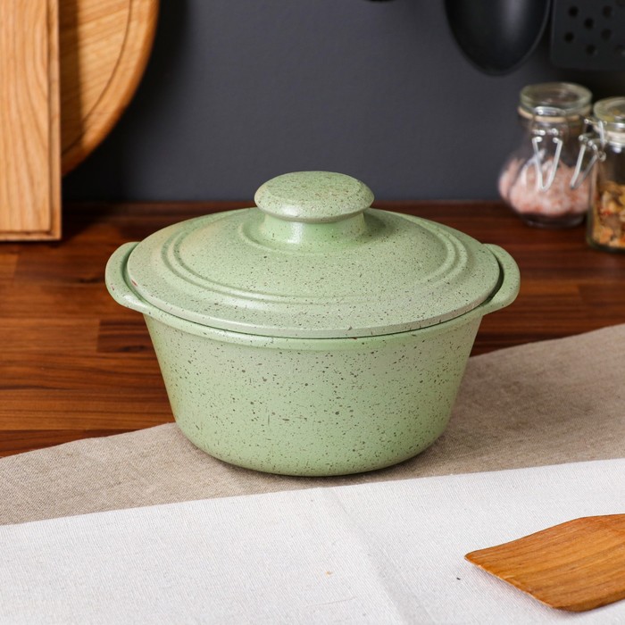 Кастрюля с ручками 