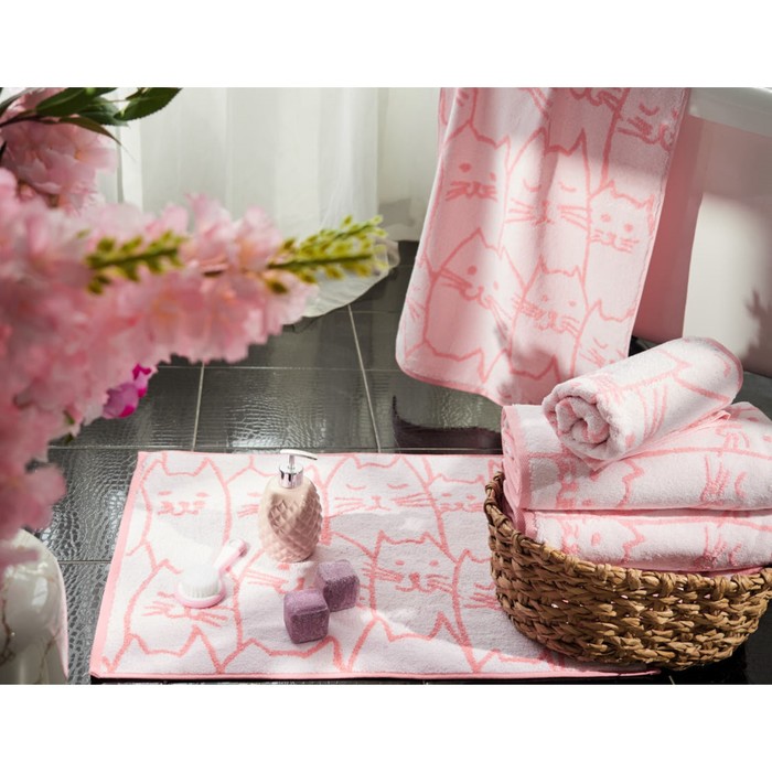 Полотенце махровое Kittens, размер 50х90 см, цвет розовый