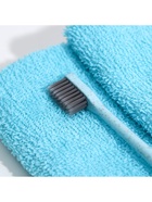 Зубная щетка мягкая, в тубе, бирюзовая 7155709