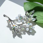 Брошь «Жемчужные цветы» со стеклянными листами, белая в серебре - Фото 1