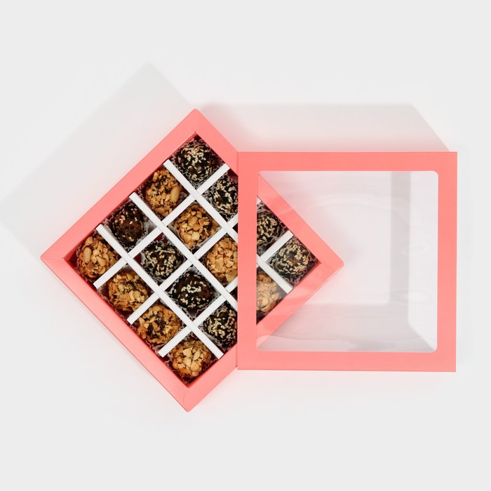 Коробка под 16 конфет с ячейками «Персиковая» 17,7 х 17,7 х 3,8 см