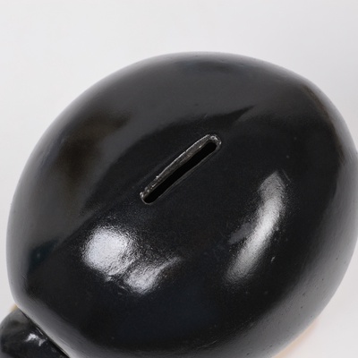 Копилка для денег «Боксерская перчатка», гипс, чёрная с золотом, 12×14×24.5 см