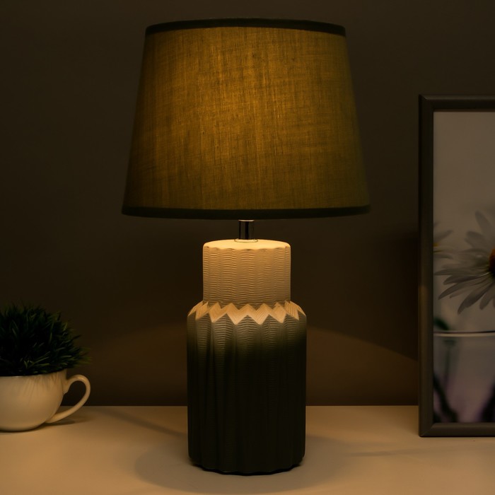 Настольная лампа "Сицилия"  E14 40Вт зеленый  22х22х37 см RISALUX - фото 1905904881