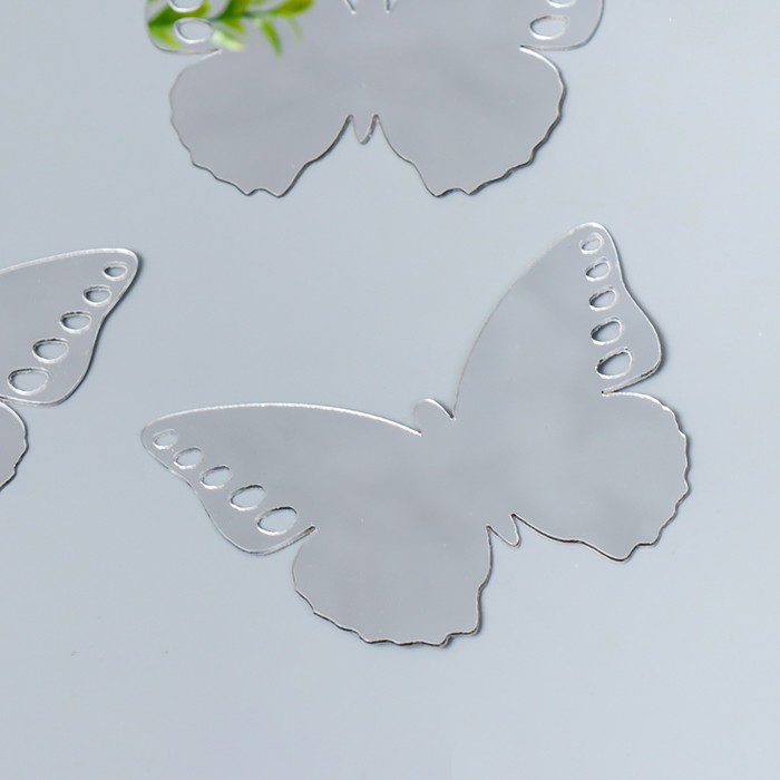 Наклейка интерьерная зеркальная "Бабочка ажурная" набор 3 шт серебро 11х7,5 см - фото 1898564884