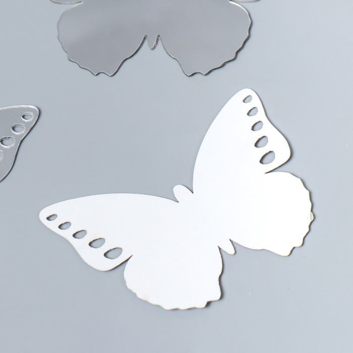 Наклейка интерьерная зеркальная "Бабочка ажурная" набор 3 шт серебро 11х7,5 см - фото 1898564885