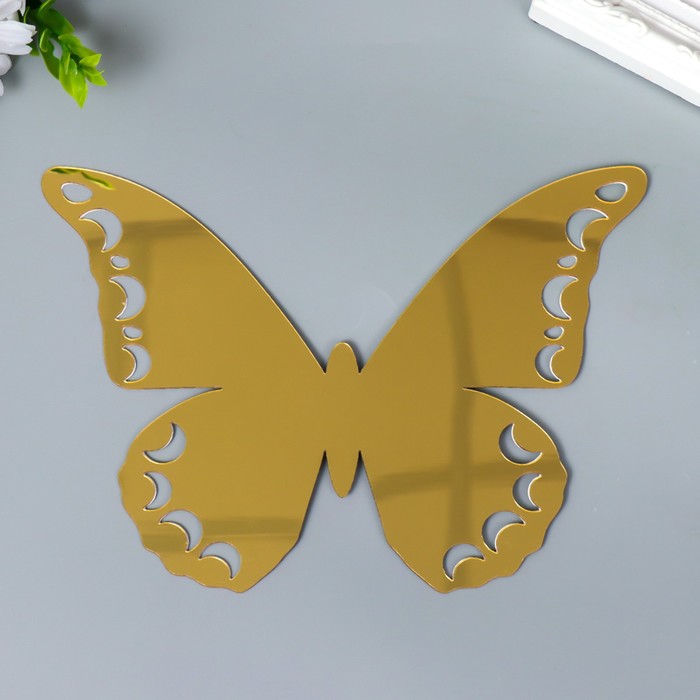 Наклейка интерьерная зеркальная "Бабочка ажурная" золото 21х15 см - Фото 1