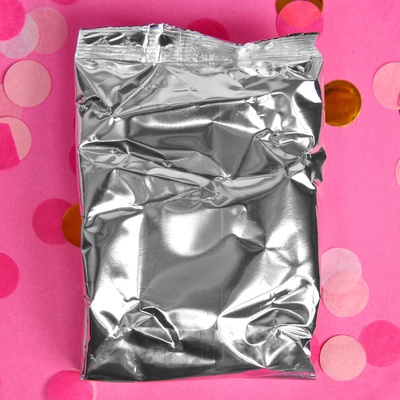 Чай подарочный чёрный «С днём 8 Марта» с тропическими фруктами, 20 г.