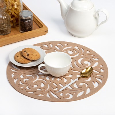 Салфетка декоративная «Доляна. Узоры», бежевая, d=30 см, 100% п/э, фетр